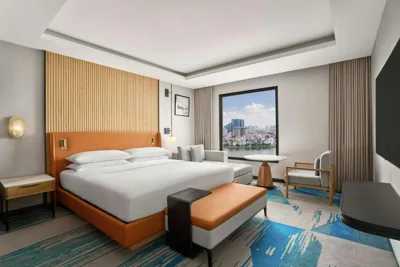 Deluxe con cama extragrande, habitación de huéspedes — Sheraton Hanoi Hotel
