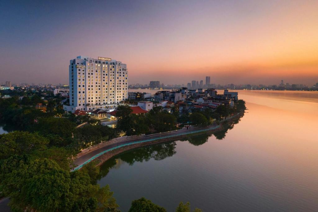 Sheraton Hanoi Hotel – Hanoi